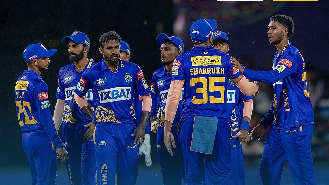X | Lyca Kovai Kings : Lyca Kovai Kings in action against Chepauk Super Gillies at Salem Cricket Stadium. 